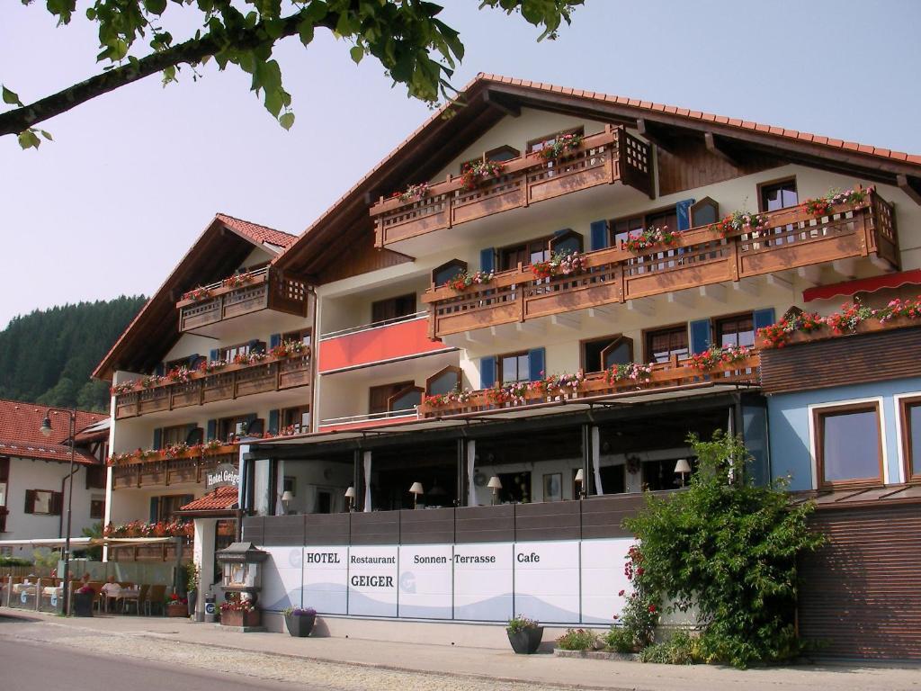 Hotel Geiger Fussen Bagian luar foto